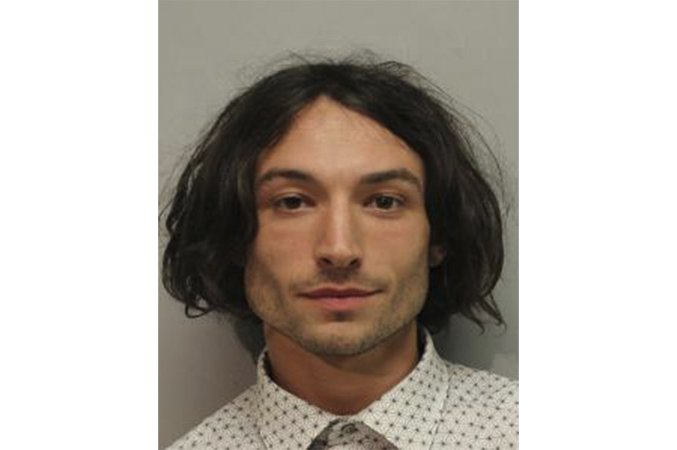 ¿Quién es Ezra Miller, el actor de DC, nuevamente arrestado?