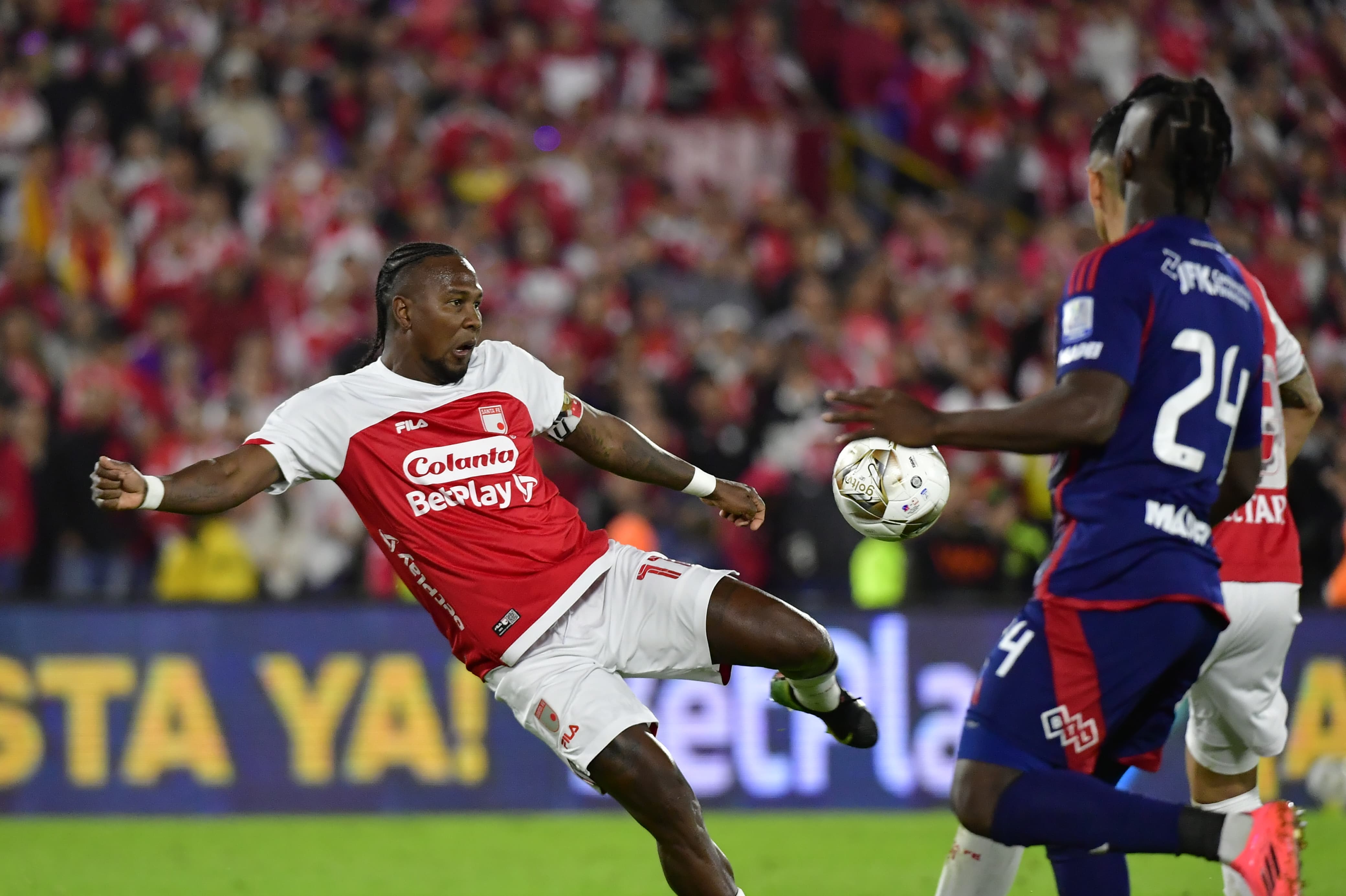 Hugo Rodallega fue la principal carta ofensiva de Santa Fe, no solo en el arranque de esta serie ante Independiente Medellín, sino también a lo largo del semestre.