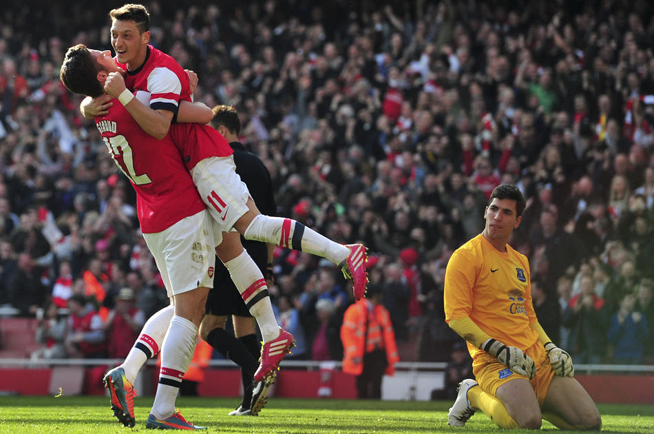 Arsenal, en semifinales de Copa inglesa tras vencer a Everton