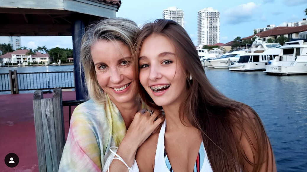 Hanna Srour y Claudia Gurisatti