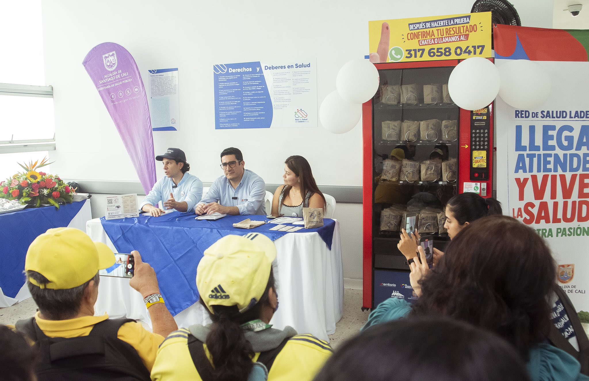 En Cali inauguraron la primera máquina dispensadora de pruebas de VIH de Colombia