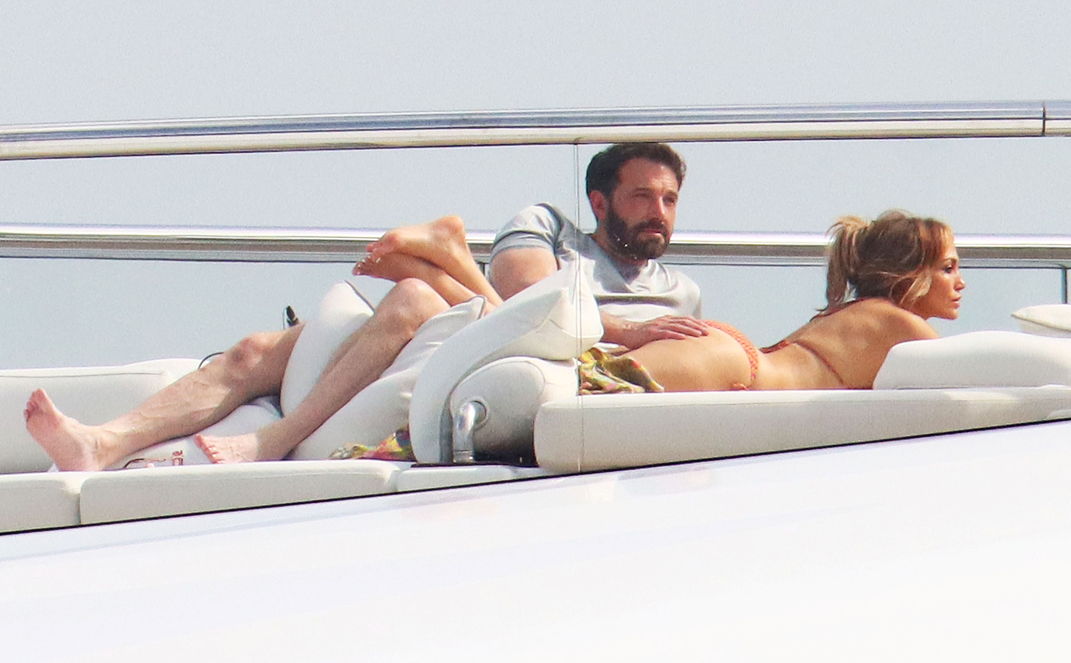 JLo y Ben Affleck: estas son sus románticas imágenes 20 años después