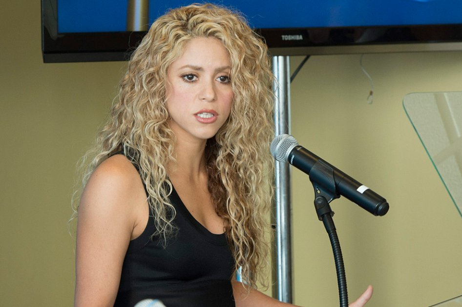 Shakira viaja a Nueva York para ver al Papa y arreglar cuentas con su ex