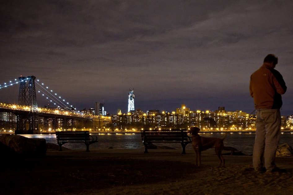 Con baile celebran llegada de electricidad a Manhattan