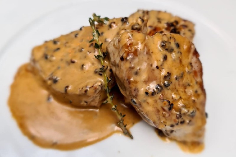 Receta para preparar steak pimienta de atún