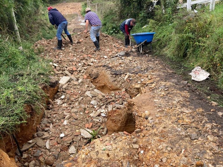 “Abandonados y en desidia total”: denuncia de la comunidad de El Codito-La Calera