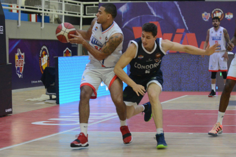 Titanes debutó con victoria en la Liga de Baloncesto Profesional