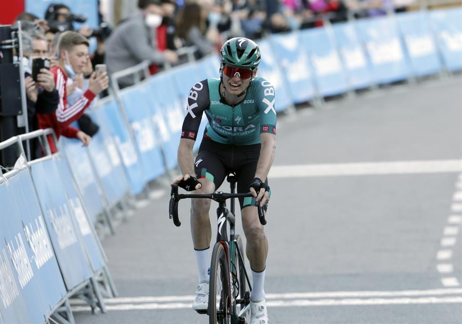 Aleksandr Vlasov, ciclista ruso: “Yo solo quiero la paz”