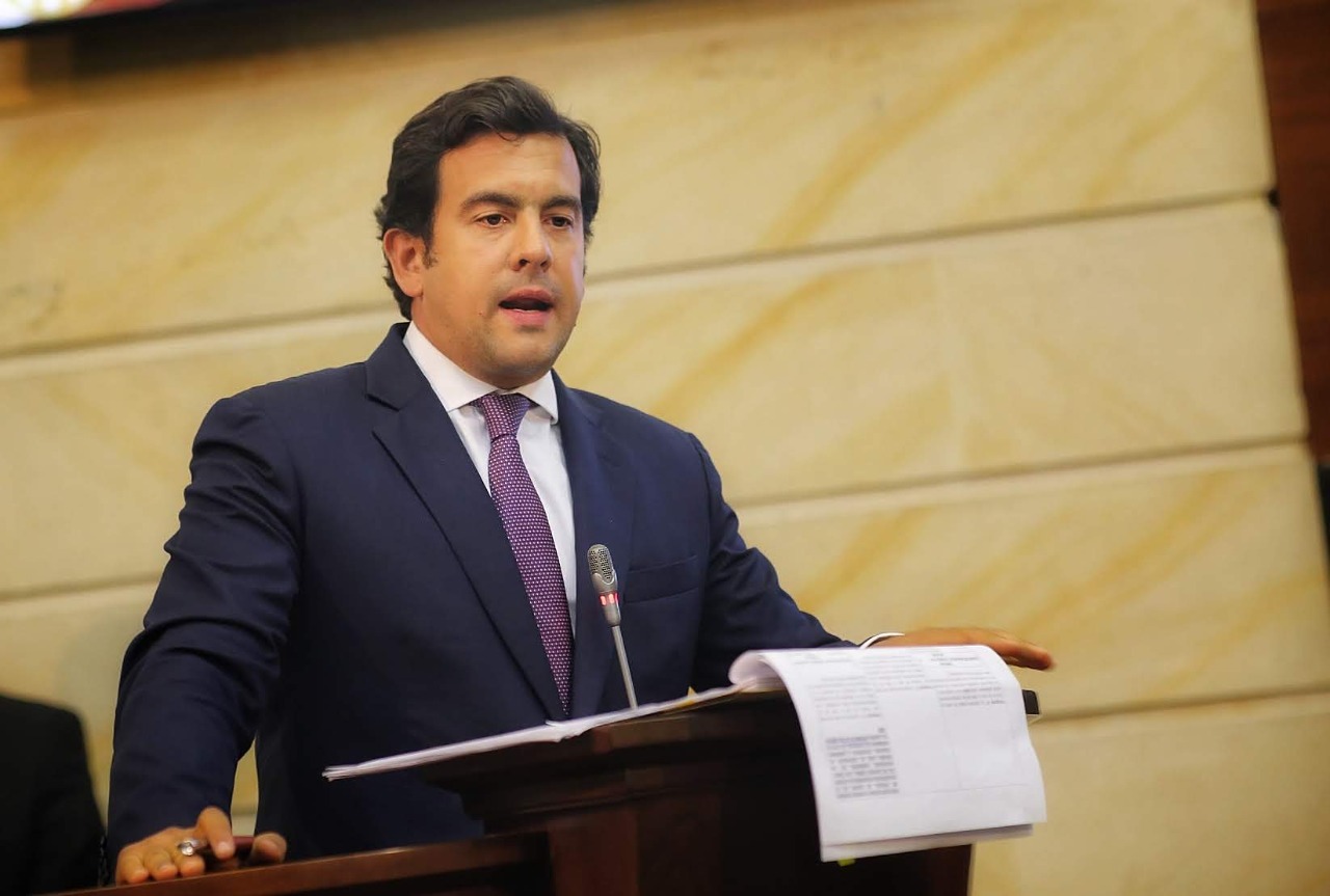 “No puedo equiparar la vida con el robo de unas latas de atún”: Rodrigo Lara