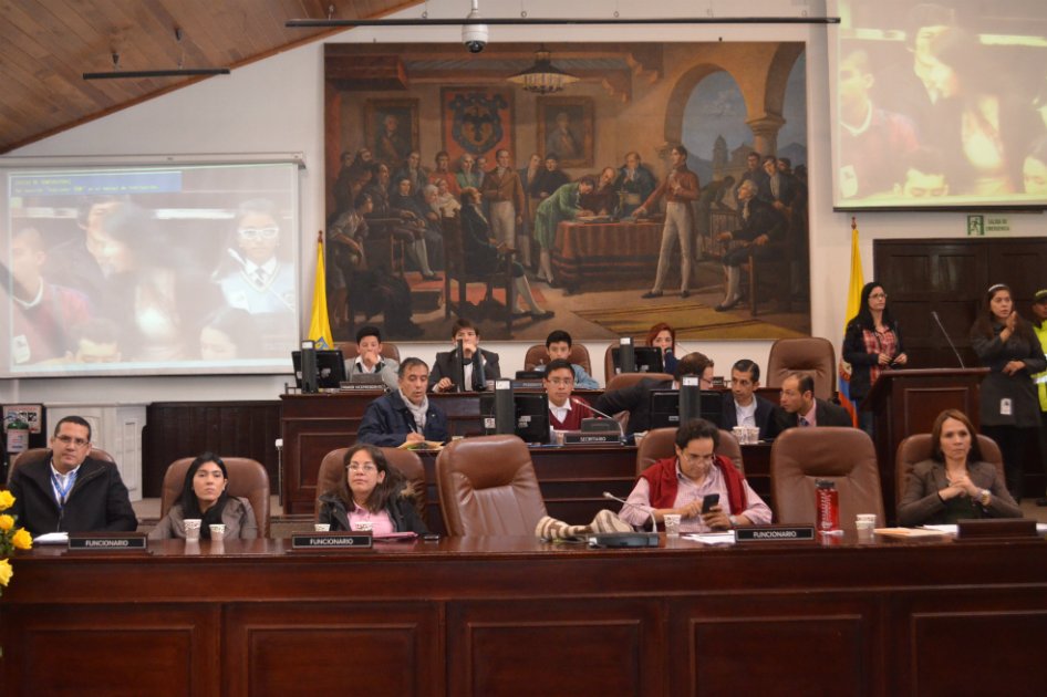 Concejo de Bogotá cuestionó construcción de metro ligero por la Avenida 68