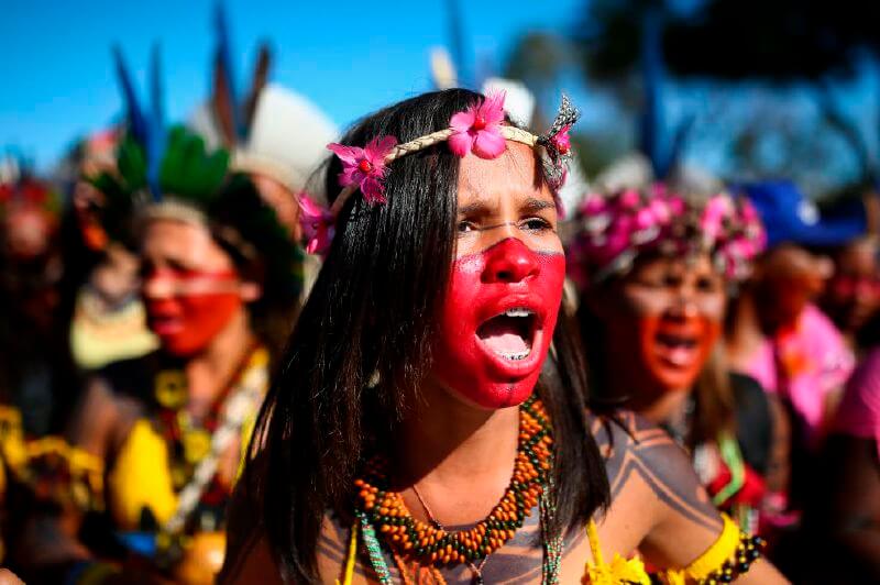 Las 2.003 razones de las mujeres para marchar en Brasilia este martes