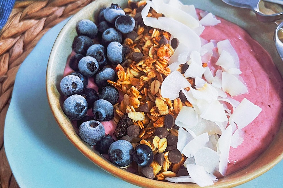 ¿Cómo hacer un “smoothie bowl”? Esta es la receta