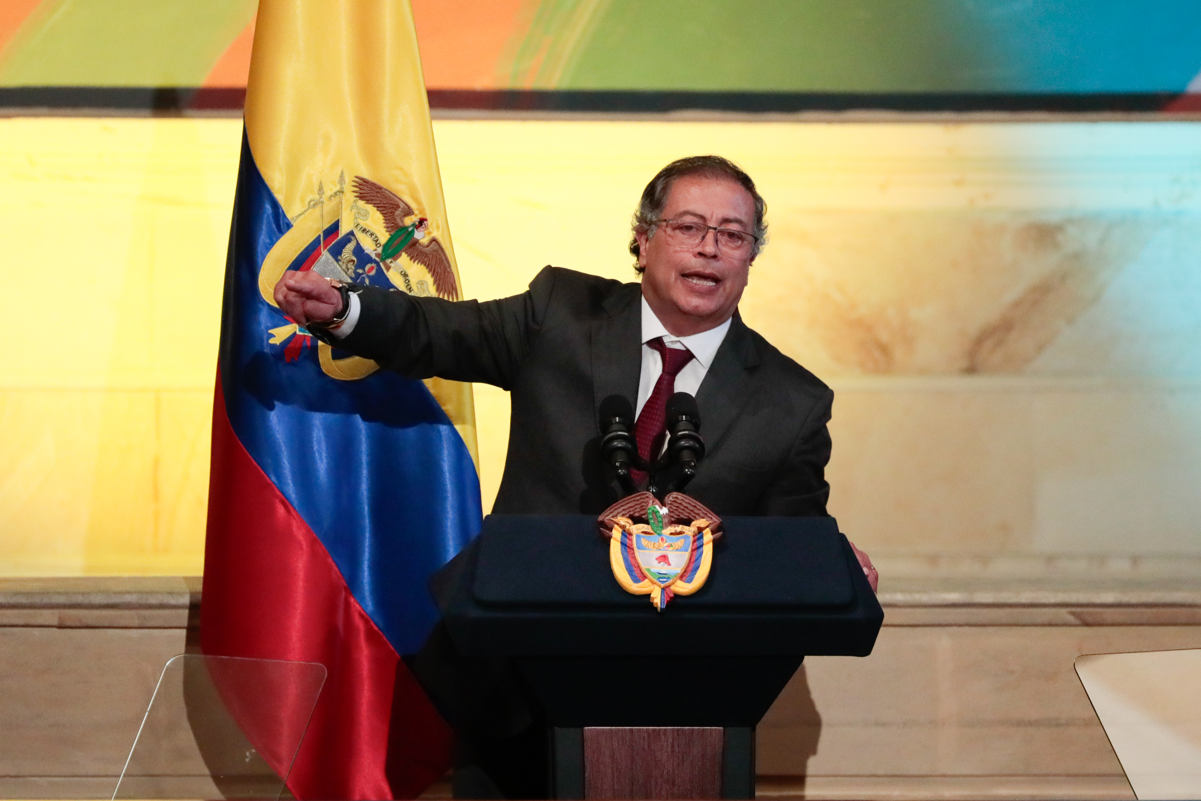 “Malditos”
