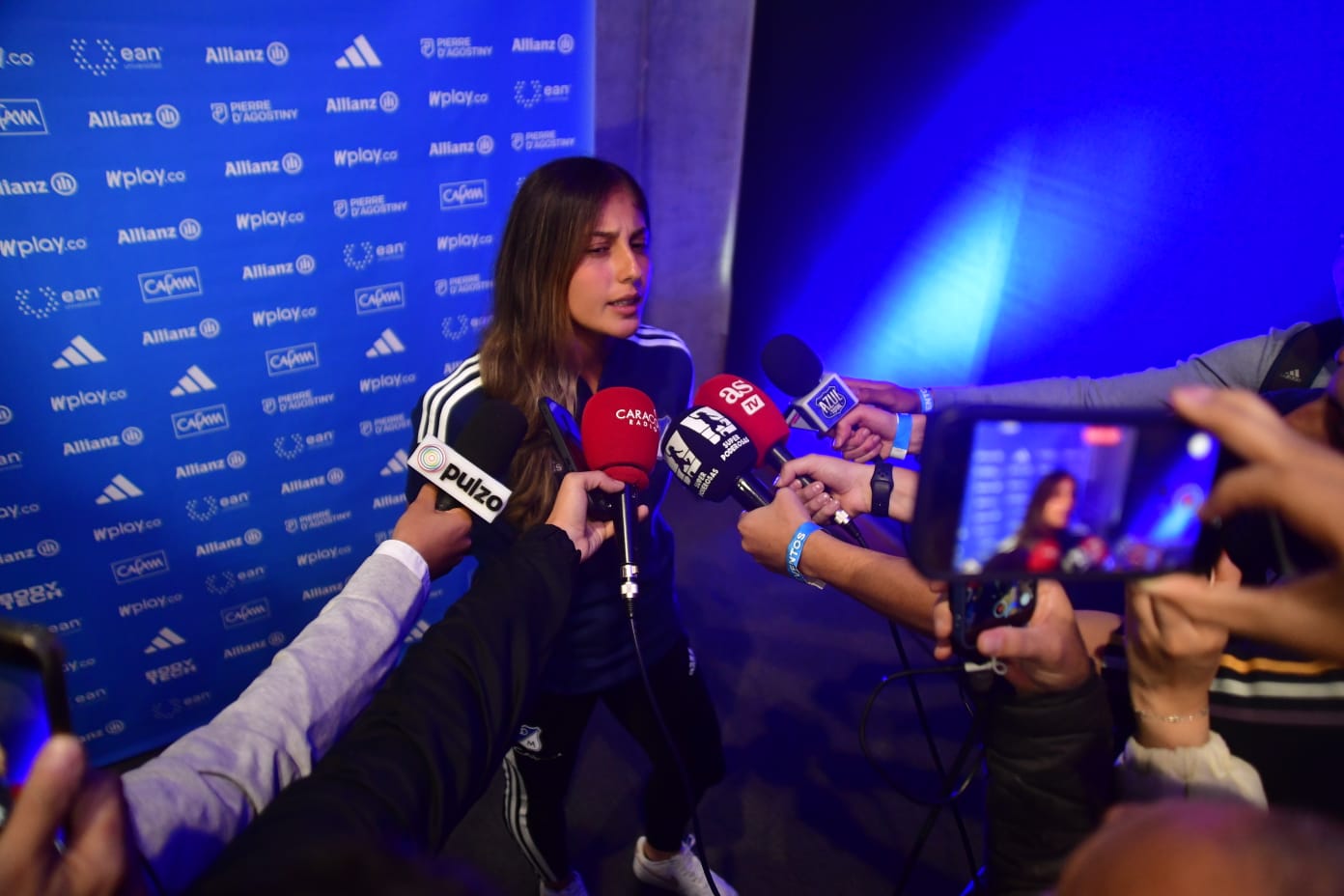 Millonarios Femenino 2024 está para ganar. No hay otra cosa en nuestra mente que no sea ganar. Nos estamos entrenando acorde a eso. Queremos la primera estrella", dijo Daniela Garavito, jugadora de Millonarios 2024.