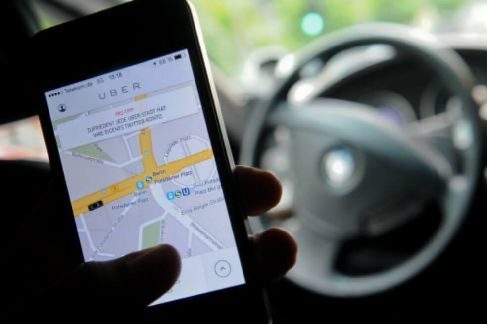 Uber lanza servicio de entrega de paquetes a domicilio en Bogotá