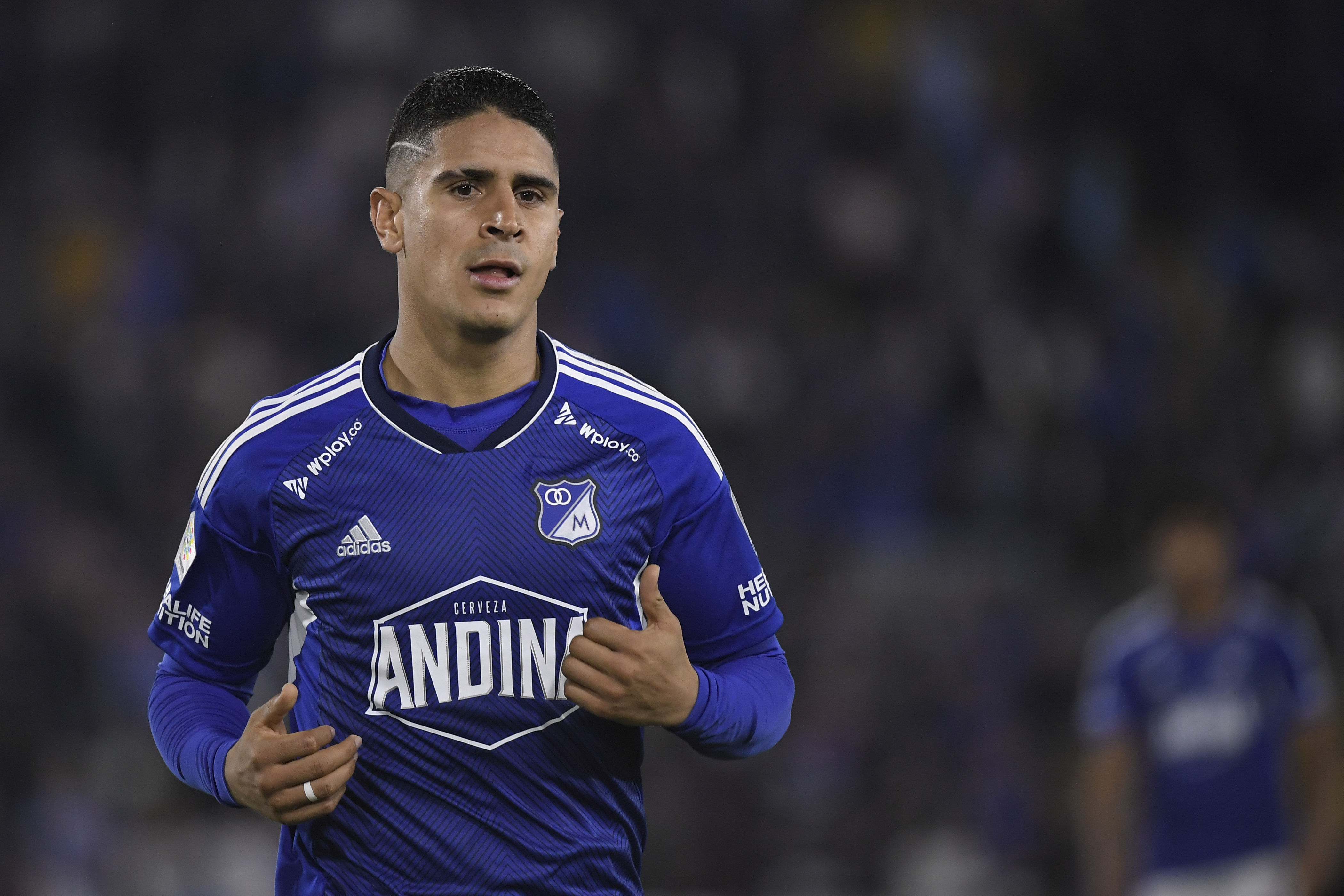 Futbolista colombiano, mediocampista ofensivo de Millonarios, en el partido ante Alianza Petrolera por la tercera fecha de la Liga Betplay 2023-I.