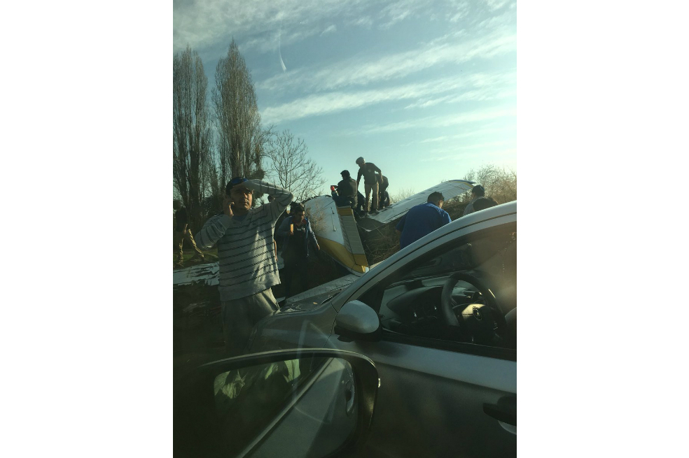 Cuatro heridos al caer avioneta en Santiago de Chile