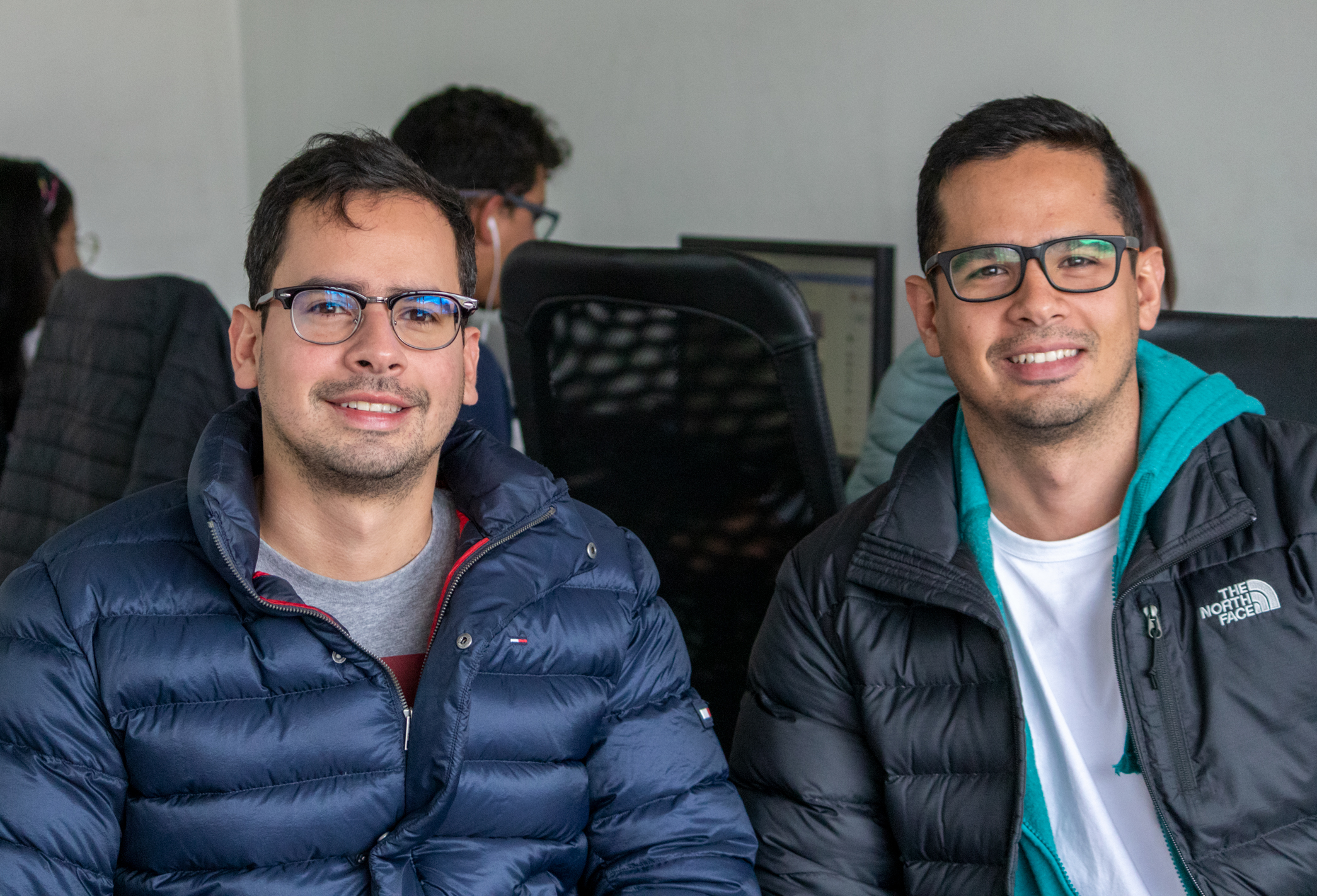 Crearon una aplicación para vender gafas hacia cualquier parte de Colombia