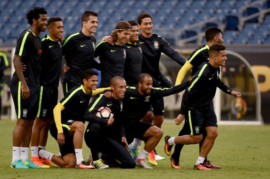 Brasil y Perú, choque de líderes para definir el Grupo B de la Copa América