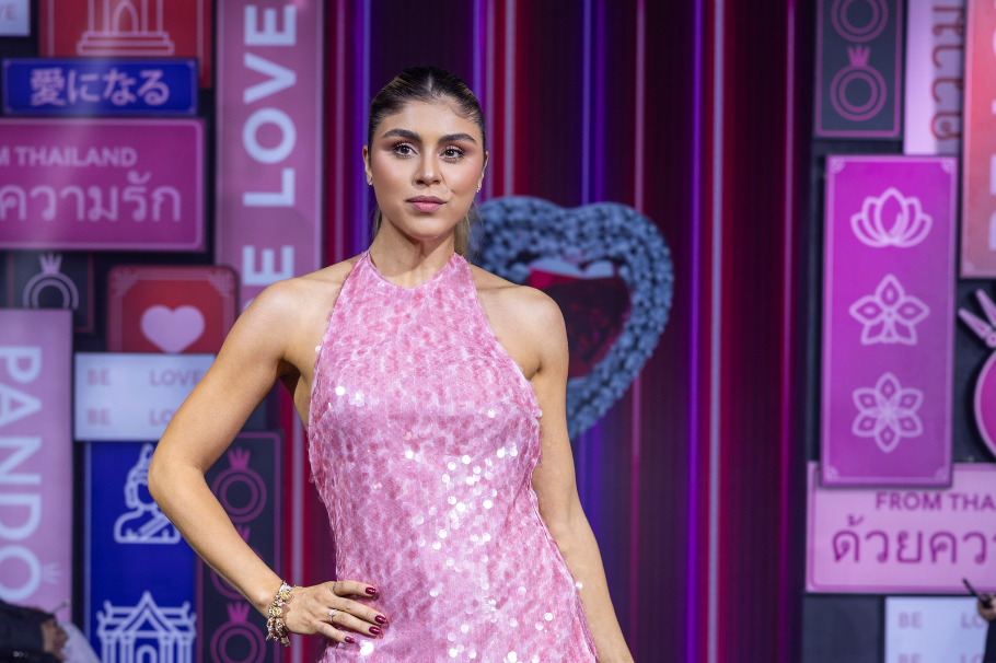 El icónico desfile en Tailandia con dos colombianas en él, ¿quiénes?