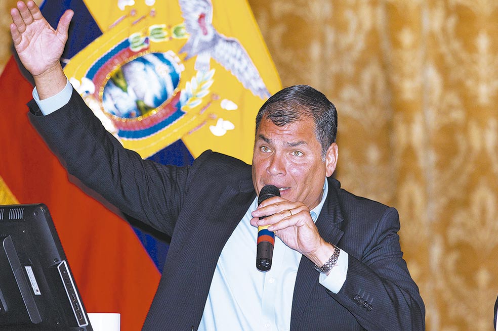 Sombras del «milagro ecuatoriano»