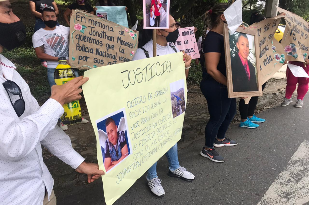 ¿Otro caso de abuso policial? Denuncian asesinato de un hombre en un CAI de Medellín