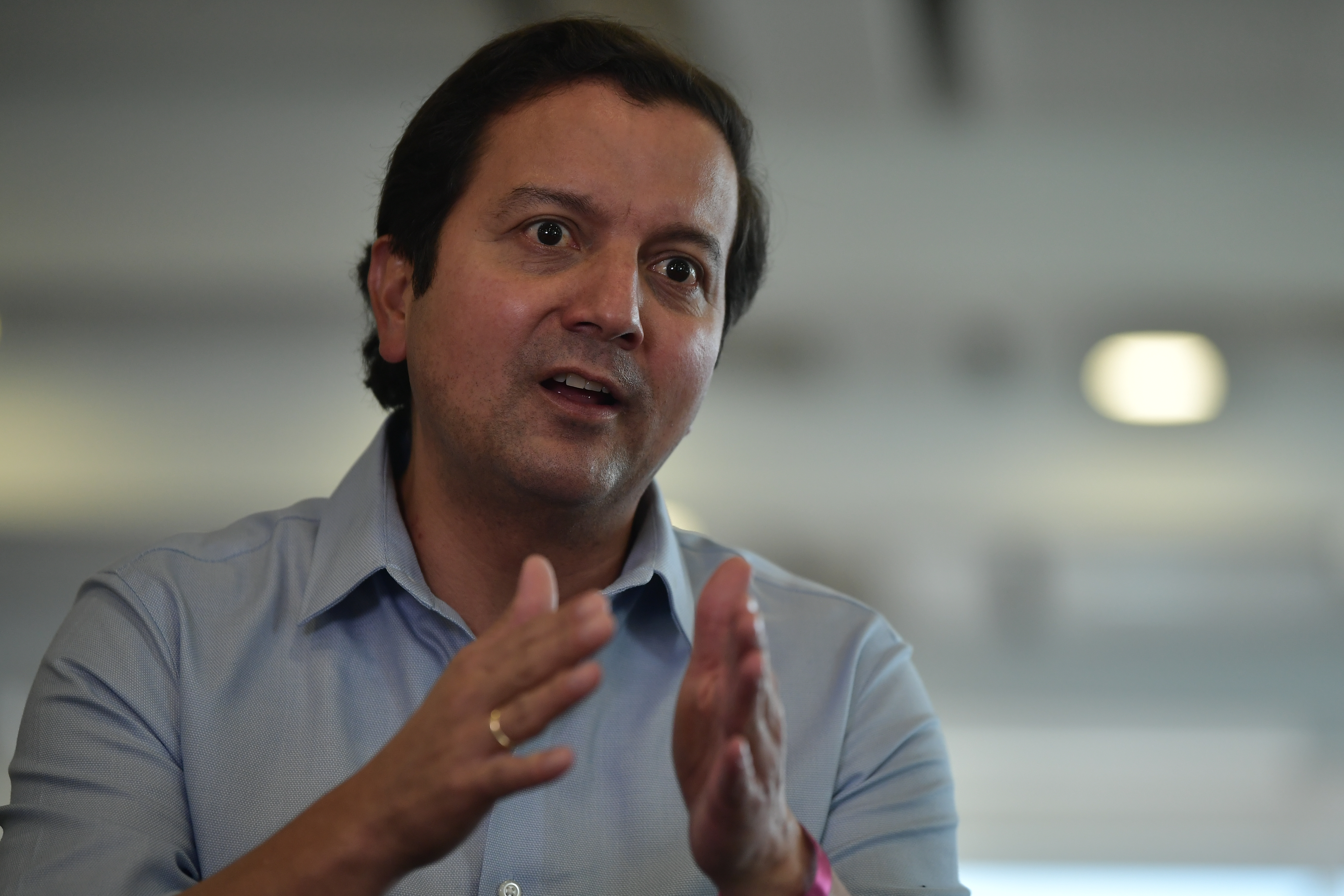 David Luna advierte que artículo del PND violaría la privacidad de usuarios en redes