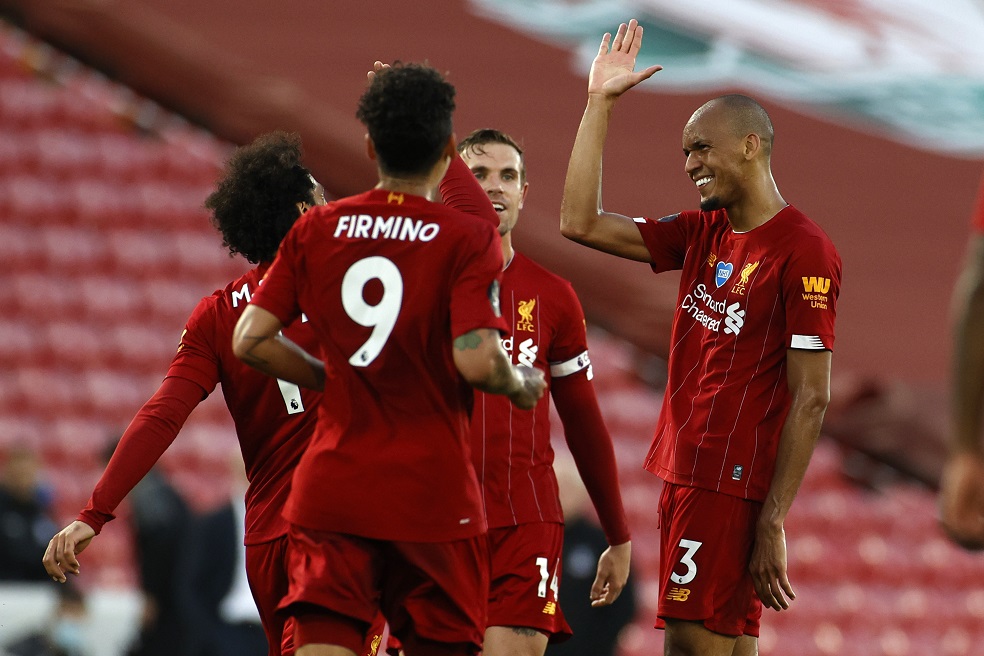 Liverpool golea y queda a un pequeño paso del título
