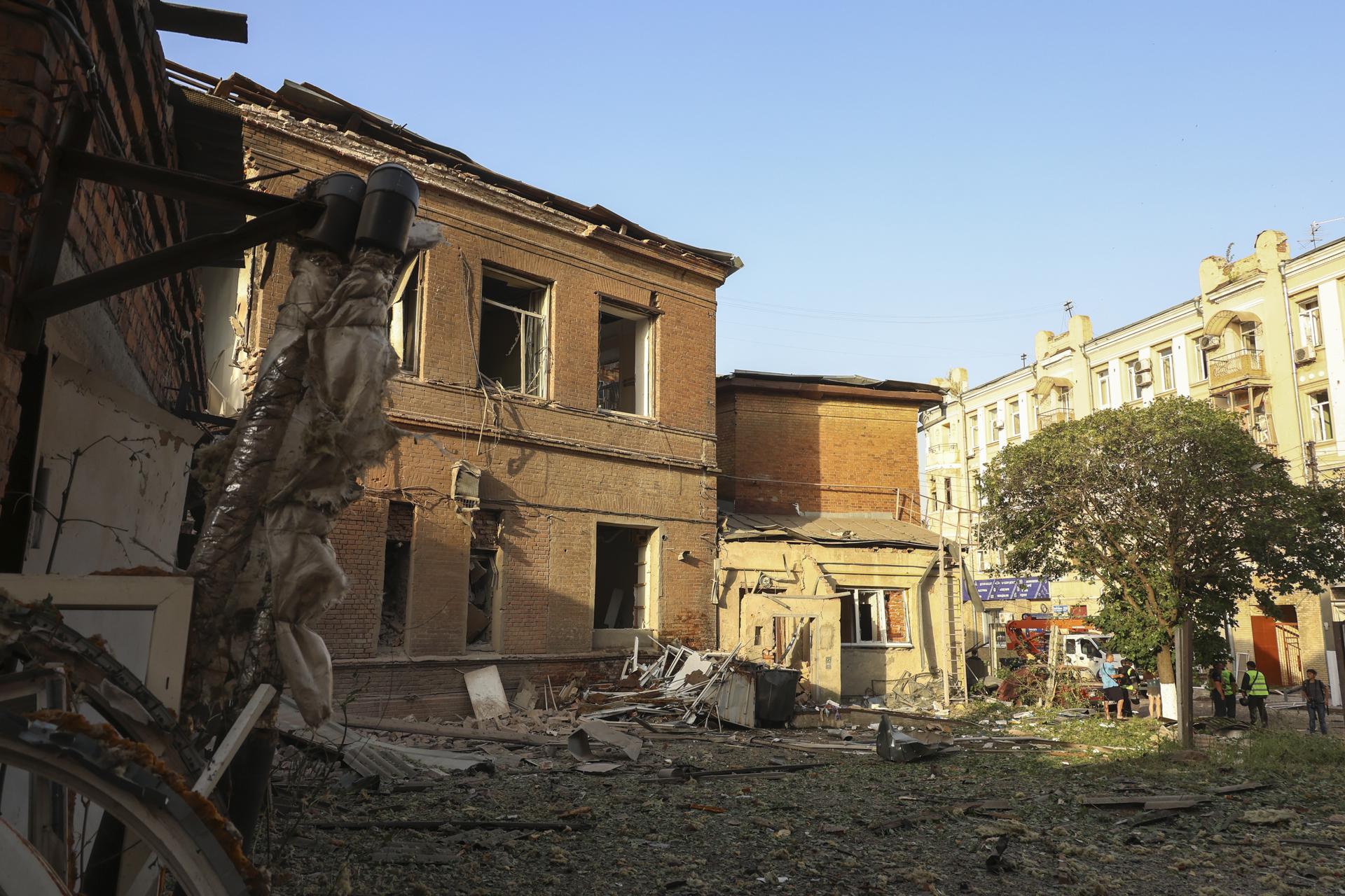 Rusia bombardeó un hospital de maternidad en Ucrania