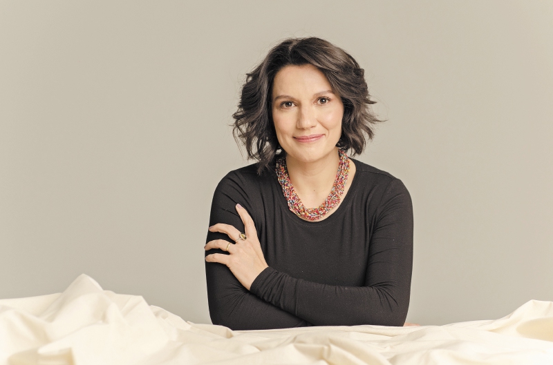 Marcela Villegas: Caminar sobre los muertos