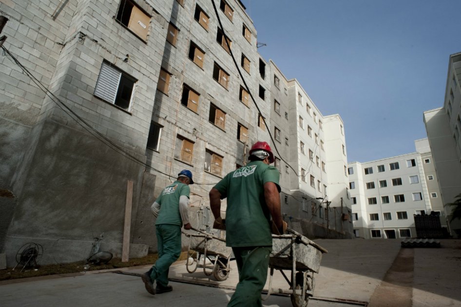Recesión en Brasil no afecta a constructor de planes de vivienda