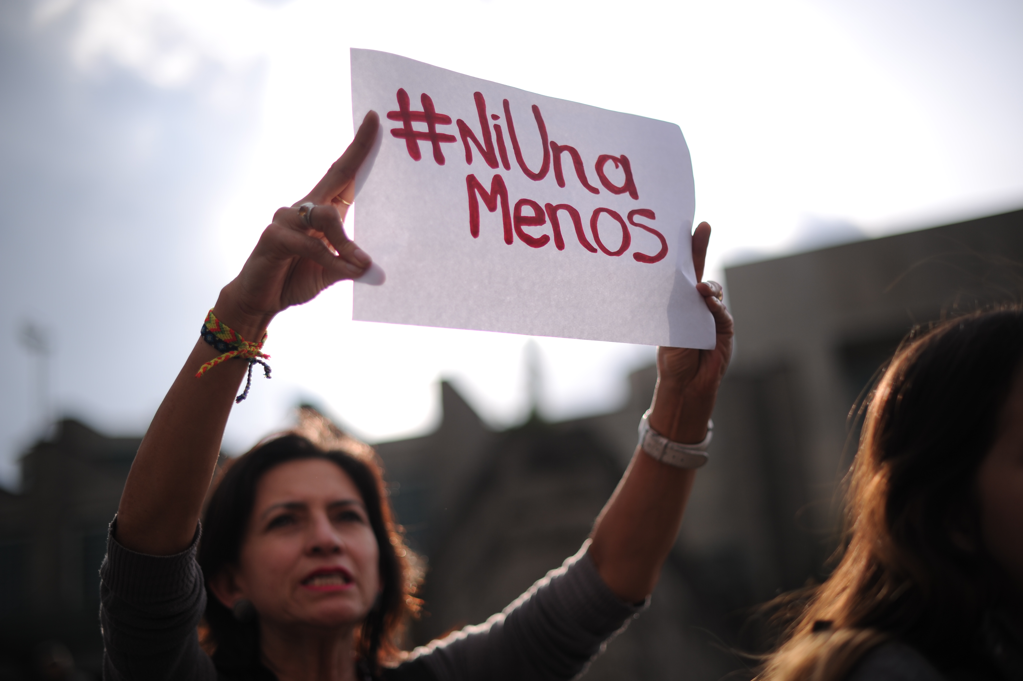 Mujer fue asesinada por su expareja el día de su cumpleaños: el feminicida escapó