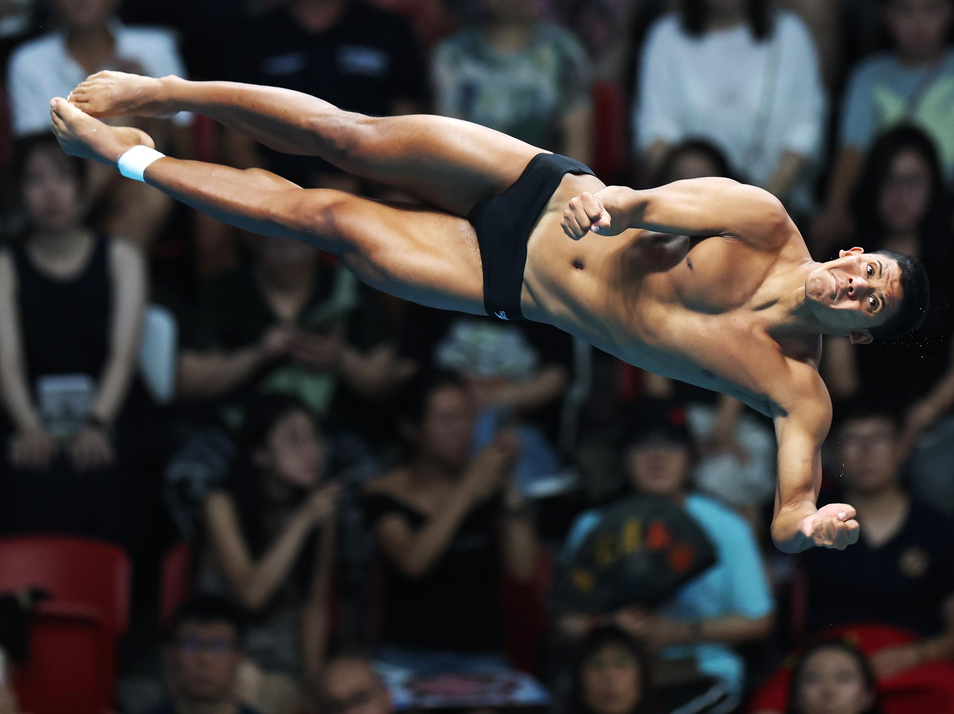 Luis Felipe Uribe brilló en el trampolín 3 metros del Mundial de Singapur
