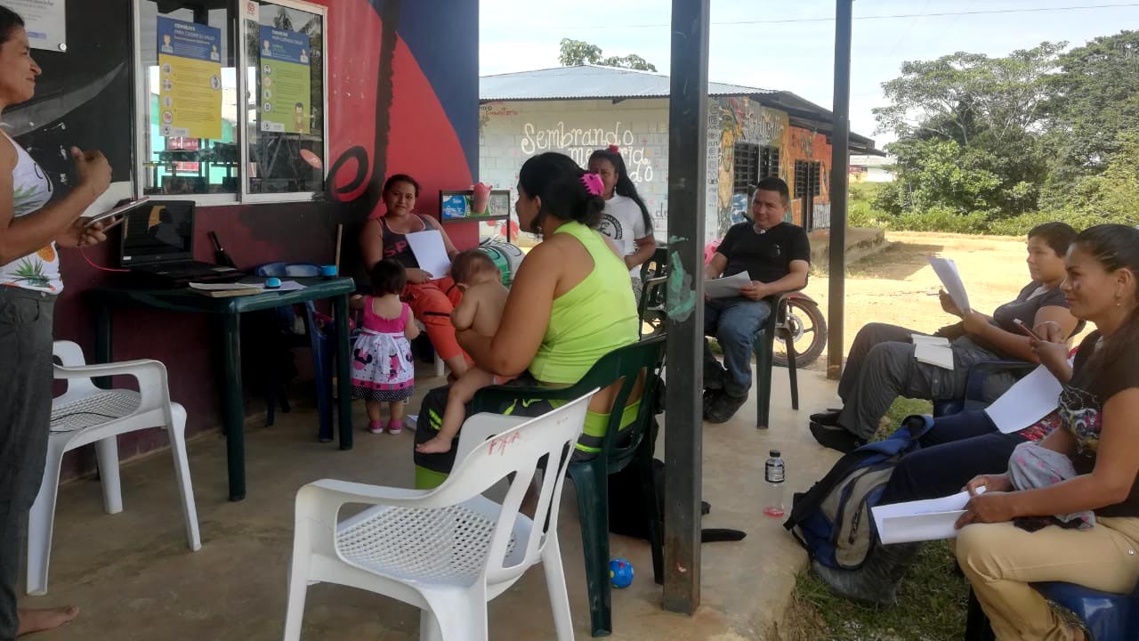 Sesiones en el proceso formativo sobre la economía del cuidado y el bienestar colectivo realizado desde la Escuela María Cano.