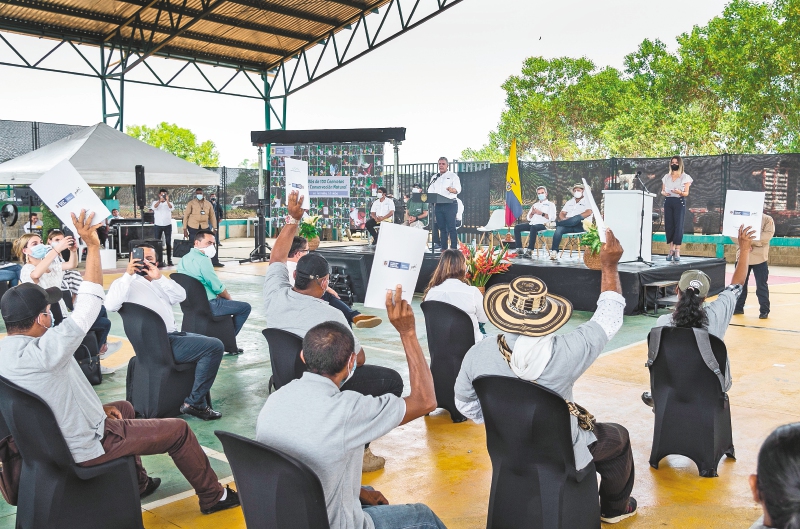 Campesinos se sienten “tumbados” con contratos del Gobierno para zonas de reserva
