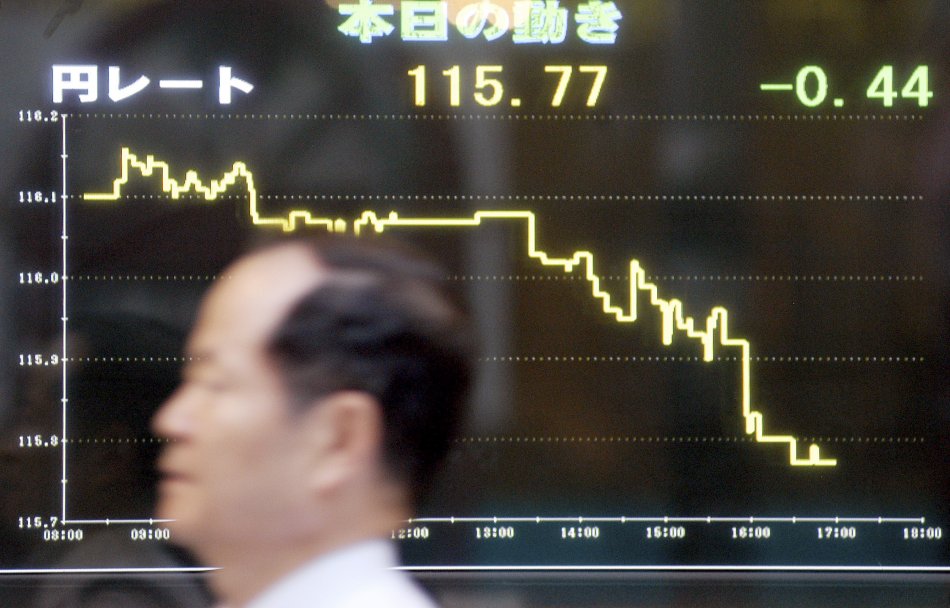 Japón recae en recesión, PIB pierde 0,2% en el tercer trimestre