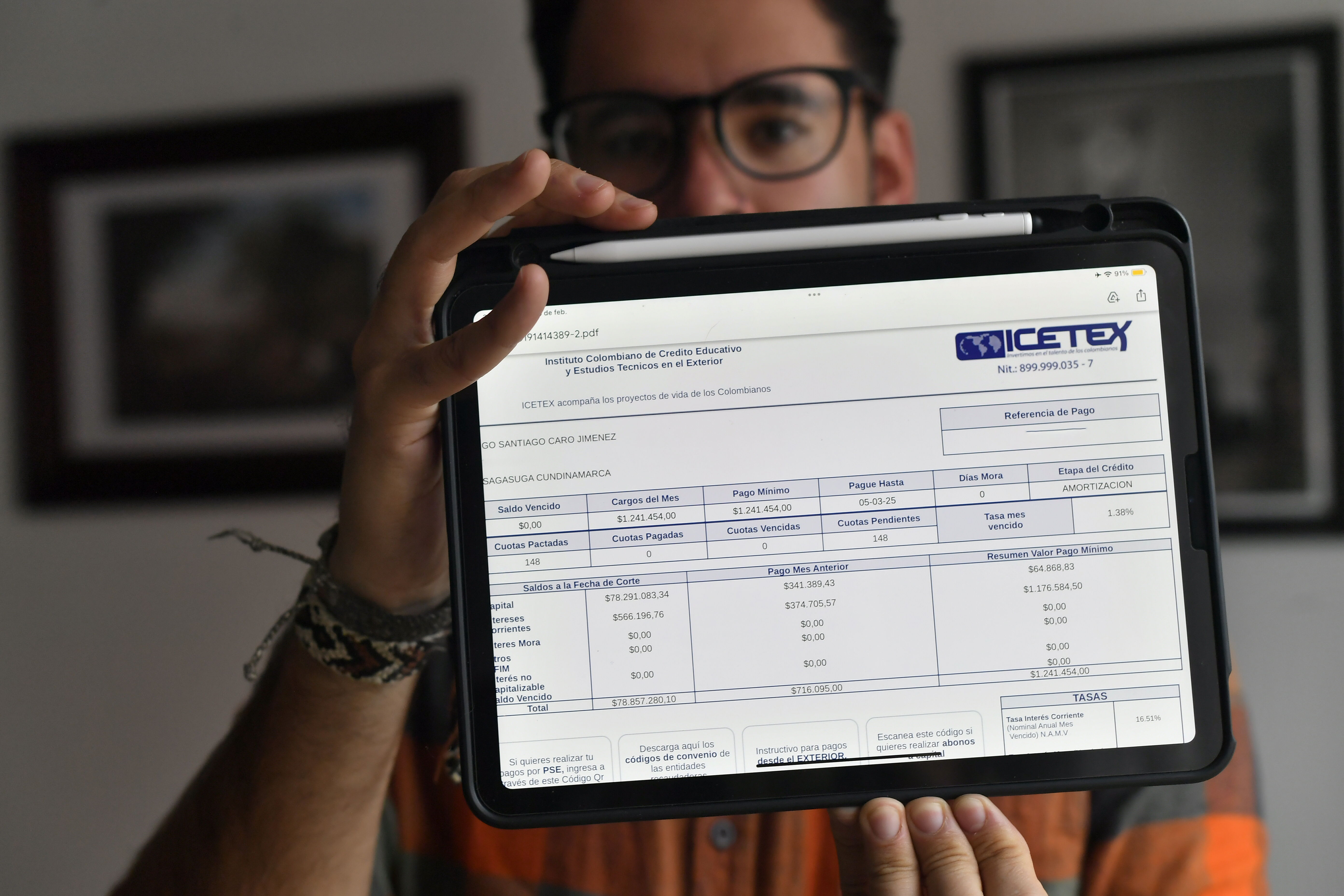 Hugo Santiago Caro aún tiene pendiente 159 cuotas con el Icetex.