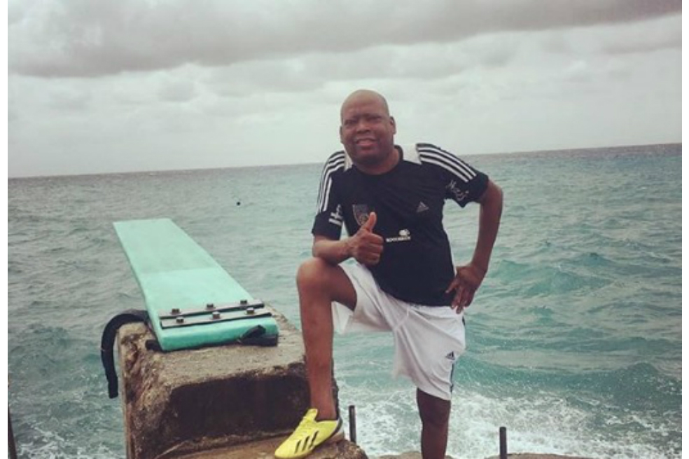 Tino Asprilla respondió al gobernador de Bolívar quien lo calificó como una “Vergüenza”