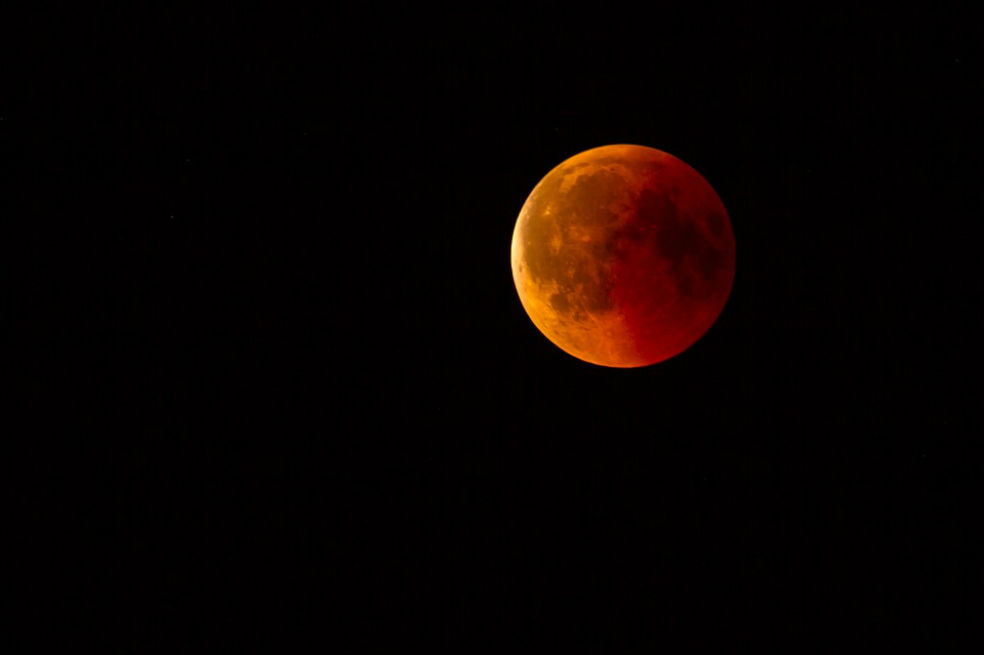Qué debe tener en cuenta para ver el eclipse lunar total