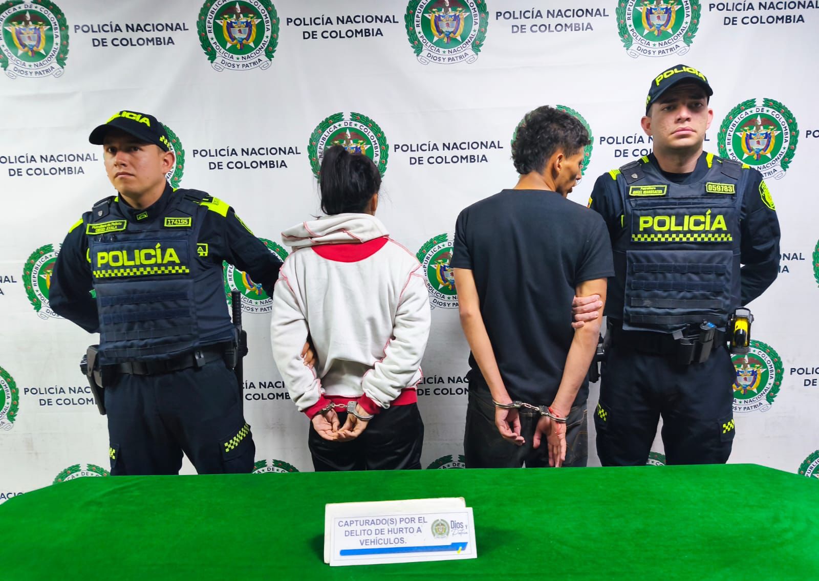 Capturan a peligroso delincuente mientras escapaba tras robar un vehículo