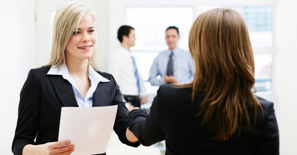 Diez claves para verse fantástica en una entrevista laboral