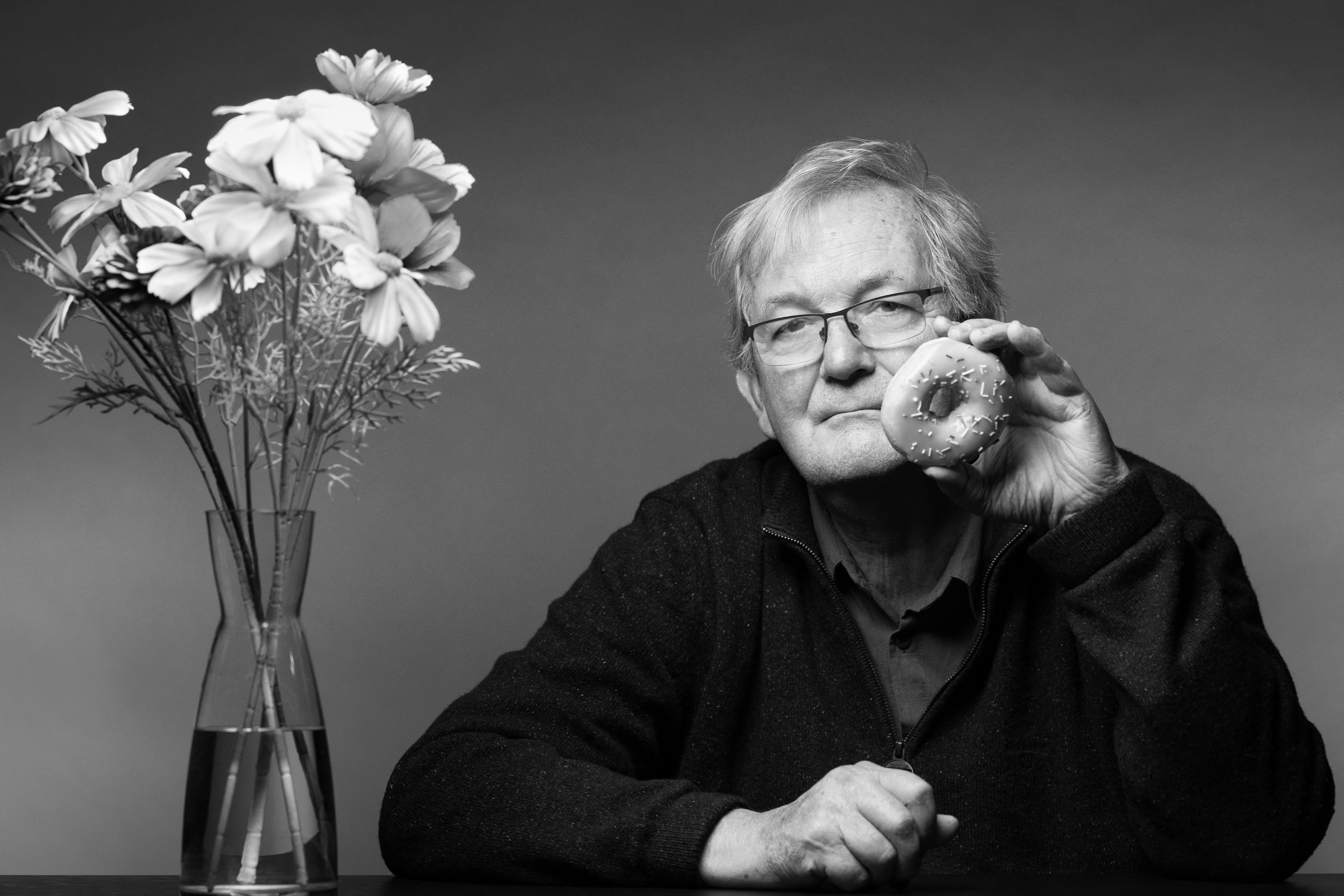 Murió el reconocido fotógrafo británico, Martin Parr, a los 73 años