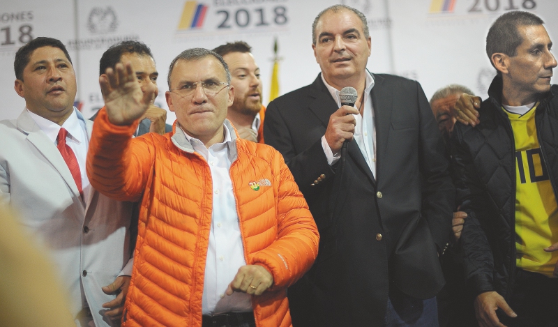 Partido de Unidad Nacional, completamente dividido