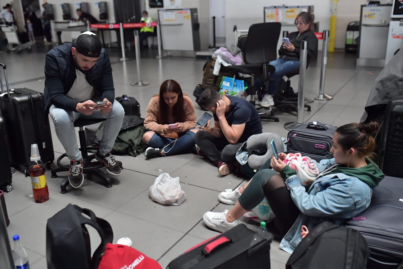 Así están los aeropuertos de Medellín, Cali y más por vuelos de Viva cancelados