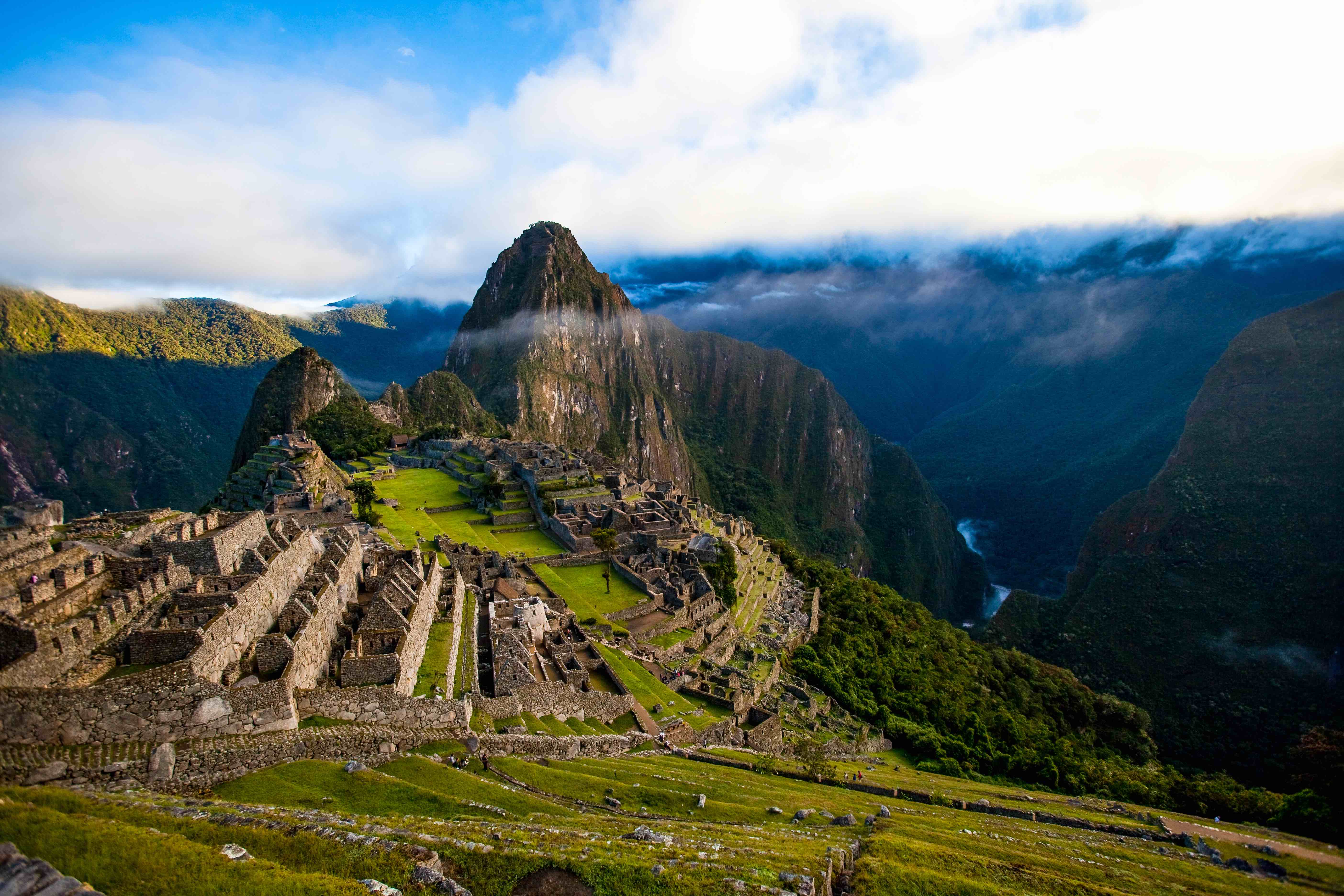 Machu Picchu continúa en riesgo de perder su estatus como “maravilla del mundo”