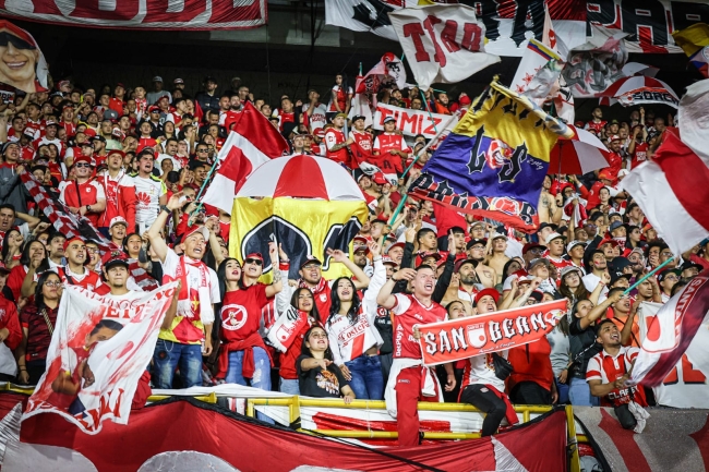 Pantallas gigantes en el Simón Bolívar para ver la final Santa Fe vs. Medellín