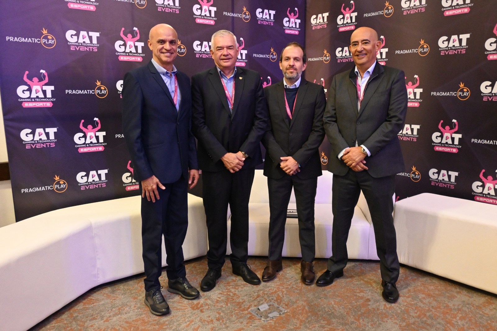 De izquierda a derecha: Mauricio Parodi, representante a la cámara; Ciro Solano, presidente del Comité Olímpico Colombiano; Ernesto Lucena, exministro del Deporte en Colombia, y José Aníbal Aguirre, CEO de Gaming & Technolgy (GAT) eSports.