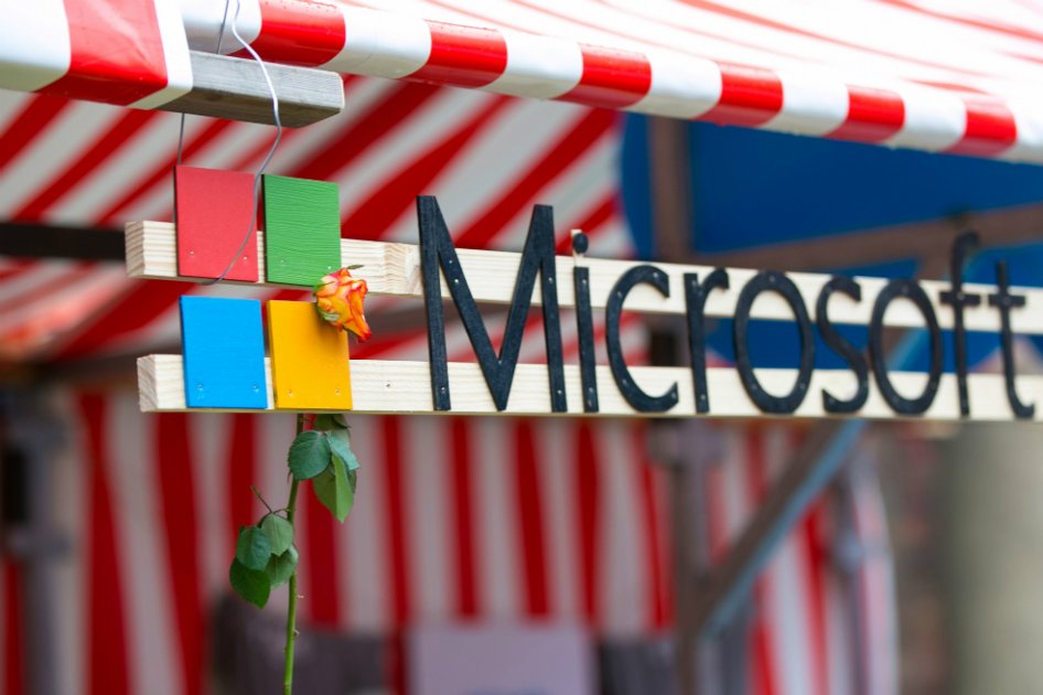 Microsoft, Apple y Facebook prometen pagar lo mismo a hombres y mujeres