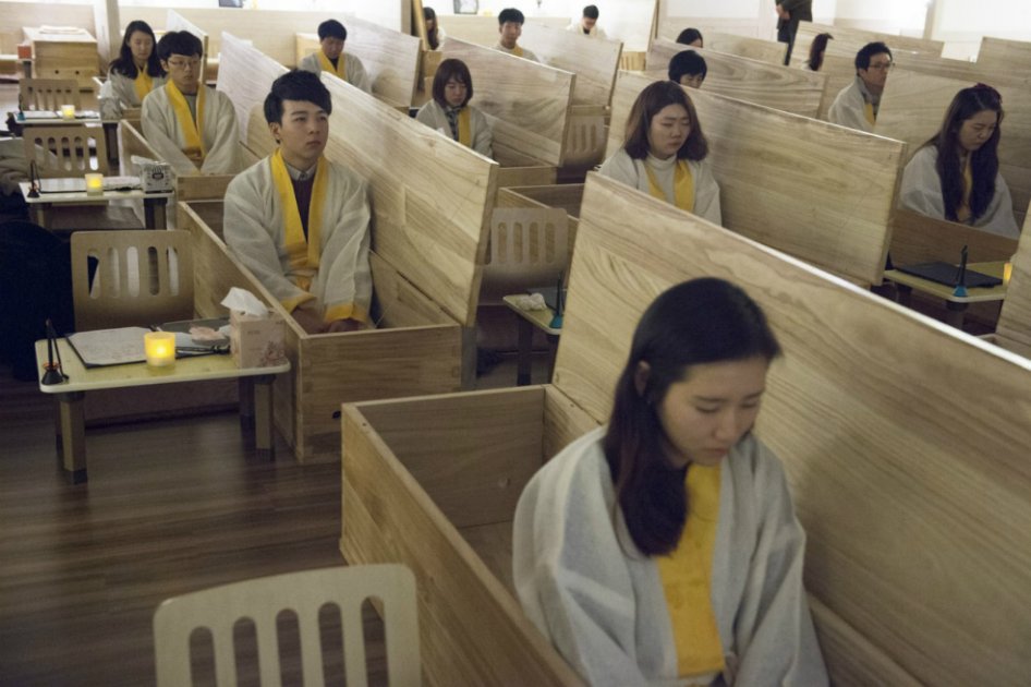 La fuerte terapia se está empleando en Corea del Sur para evitar la alta tasa de suicidios. / Sumedico.com