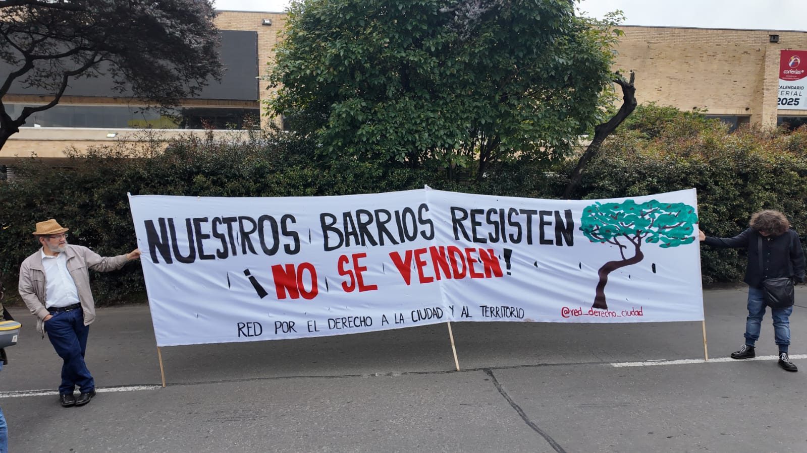 Protesta durante el Día Mundial de las Ciudades cuestiona modelo urbano en Bogotá